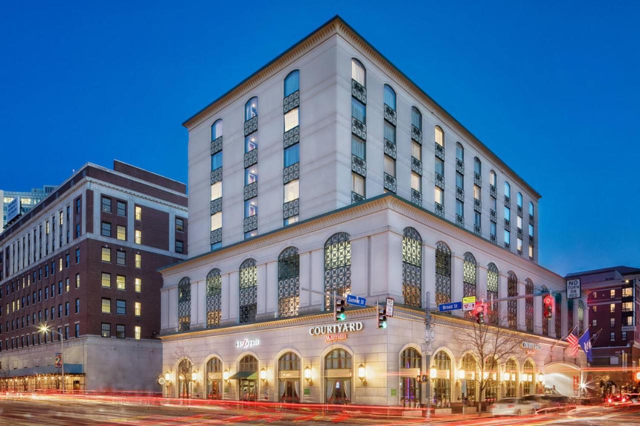 Courtyard By Marriott Stamford Downtown Hotel Kültér fotó
