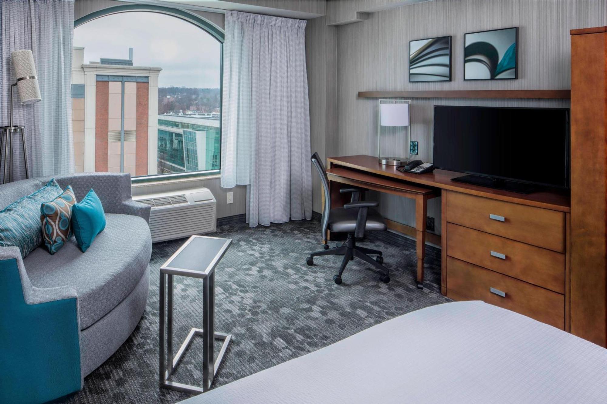 Courtyard By Marriott Stamford Downtown Hotel Kültér fotó